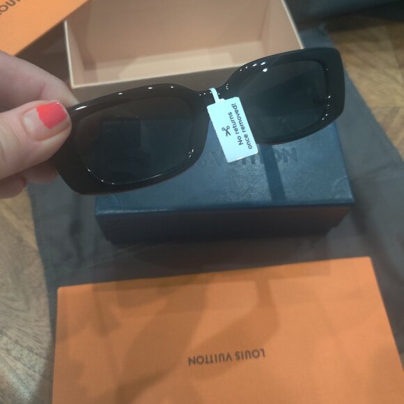 Louis Vuitton LV X TM sunglasses New - Picture 7 of 7